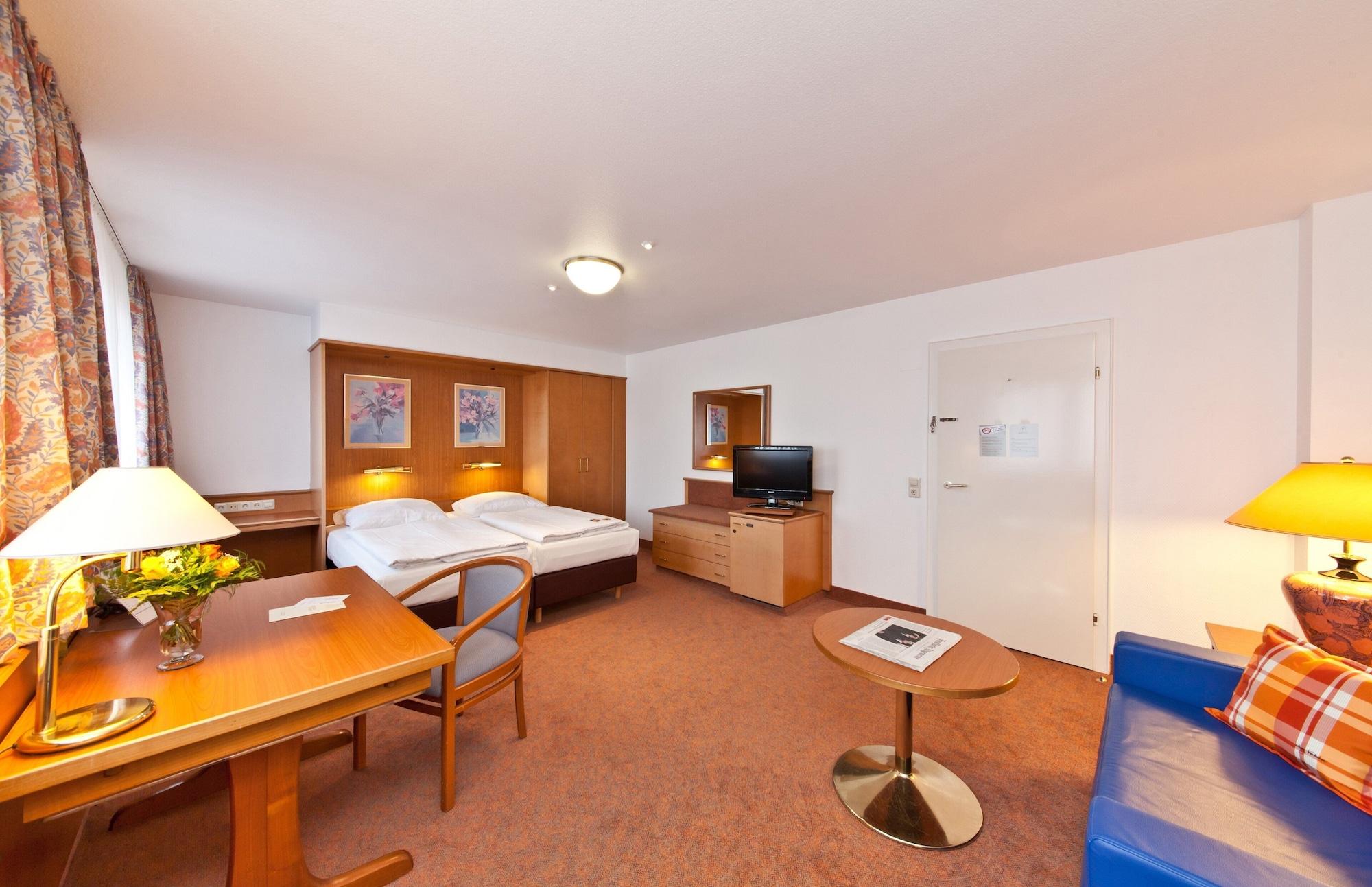 โนวุม โฮเต็ล บูลาวาร์ด สตุทการ์ท ซิตี้ Hotel สตุตการ์ต ภายนอก รูปภาพ