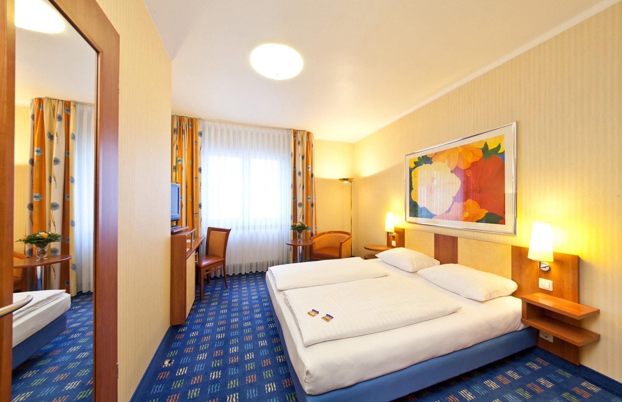 โนวุม โฮเต็ล บูลาวาร์ด สตุทการ์ท ซิตี้ Hotel สตุตการ์ต ภายนอก รูปภาพ